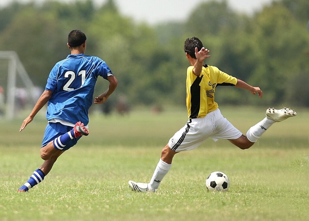 soccer, football, soccer players, kick, kicking, soccer ball, game, competition, action, youth, boys, green, active, football team, field, player, sport, soccer, soccer, soccer, soccer, soccer, football, football, football. hip pain